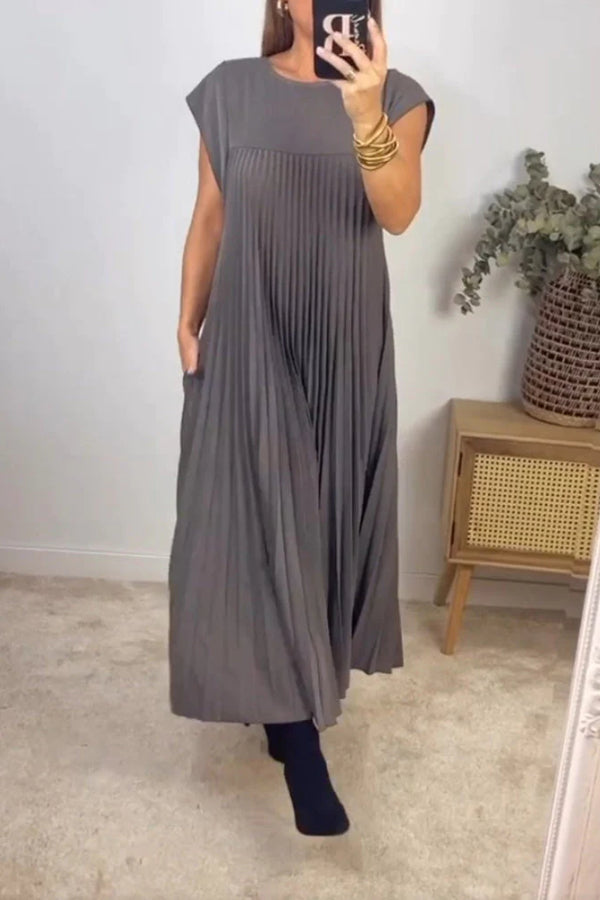 Sleeveless Pleated Simple Solid Color Dress