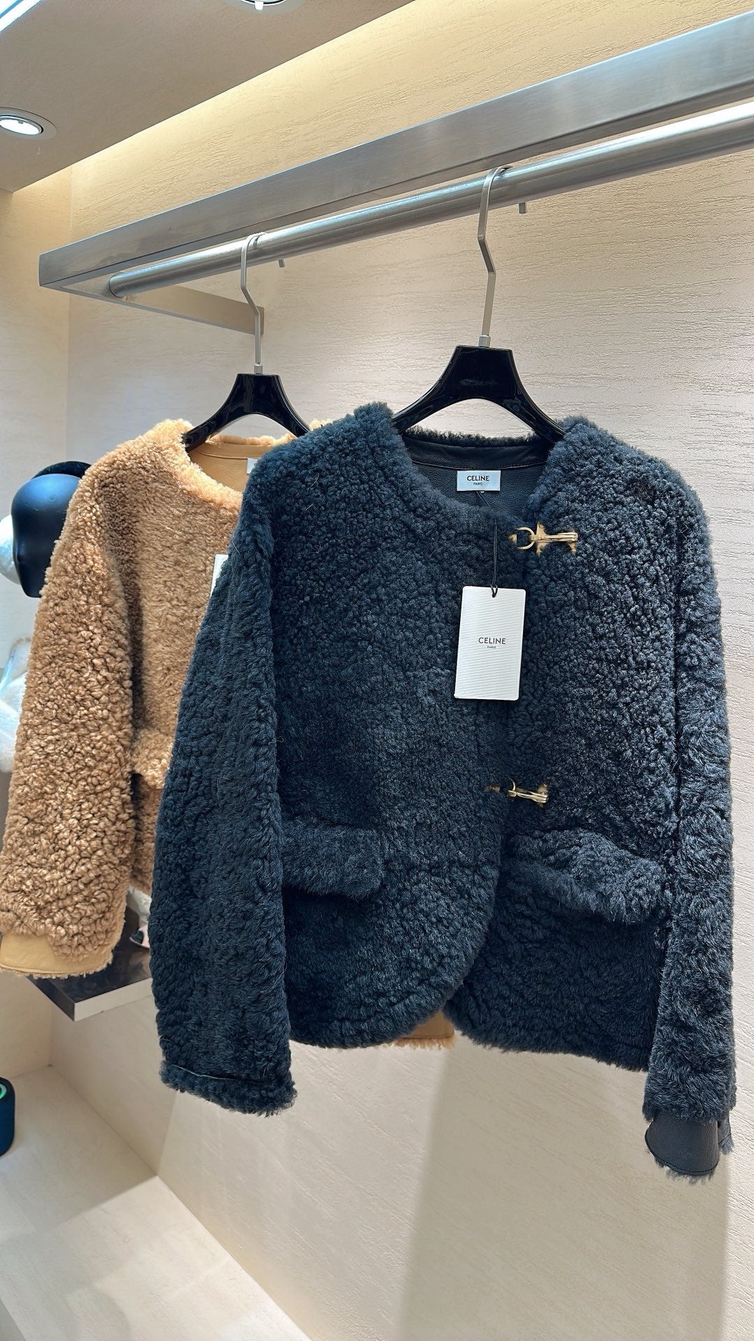 CELINE Shearling Black Coat 333331