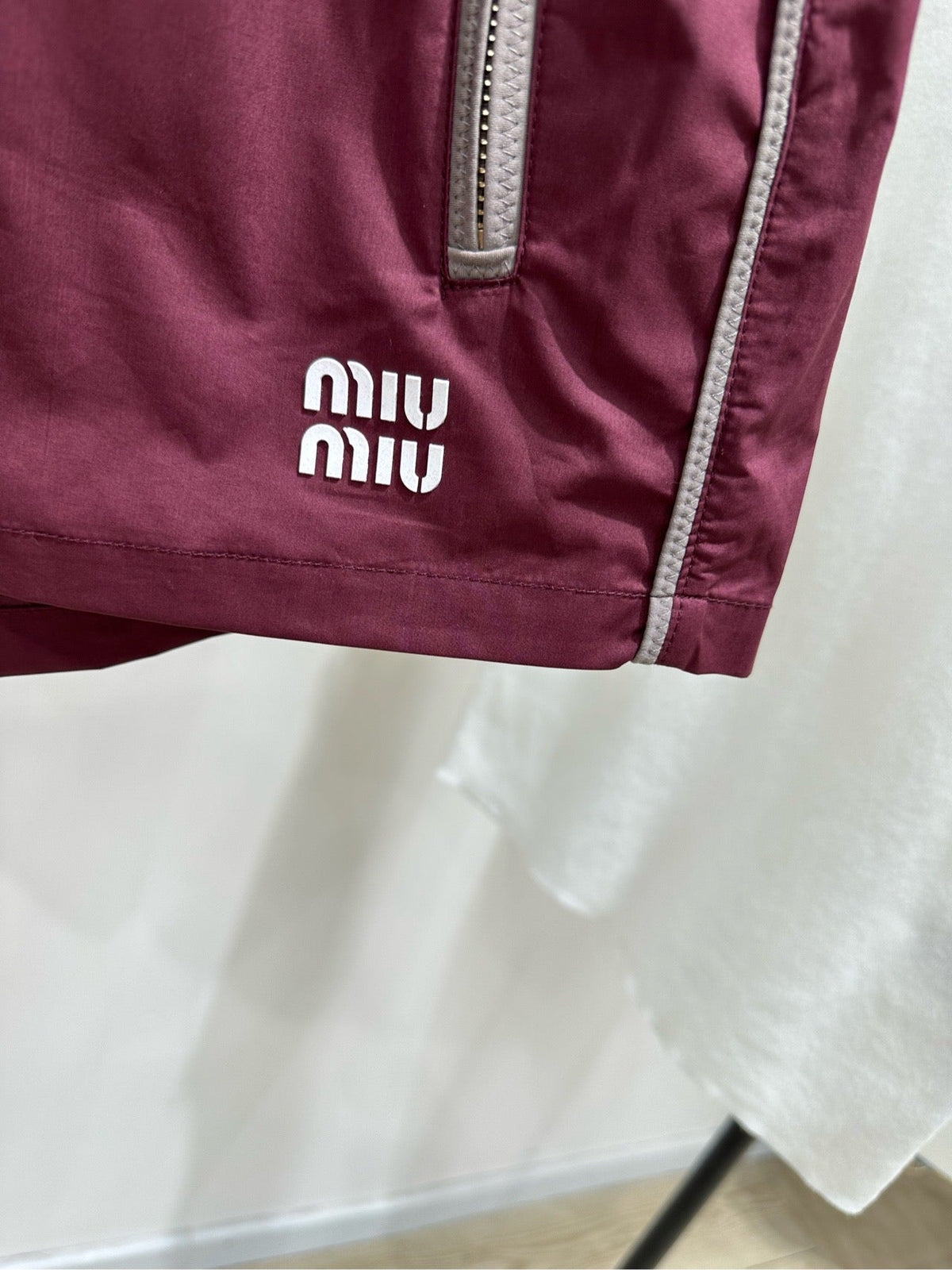 Miu Shorts Burgundy Windproof Fabric 349727