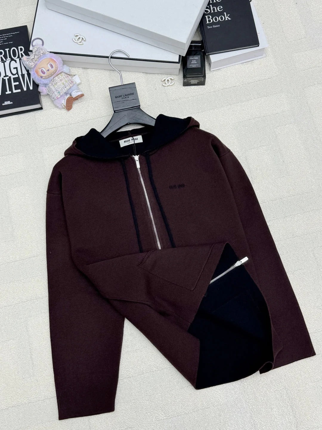 MIUMIU CARDIGAN STYLE 811