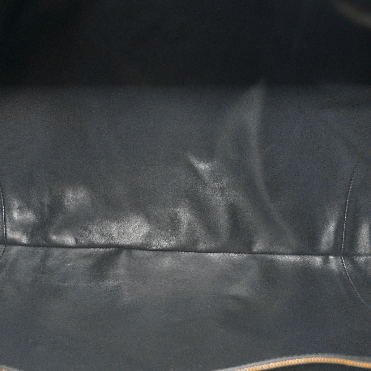 Silky Calfskin Large Hop Black