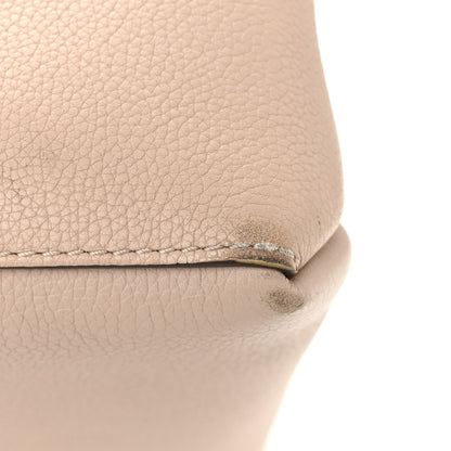 Grained Calfskin Lockme Shopper Greige