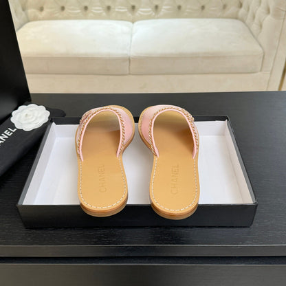 CC 26C Double C Chain Cross Pink Beige Sheepskin
