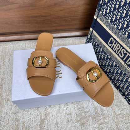 CD Montaigne Sandals Light Brown in Calfskin 598173