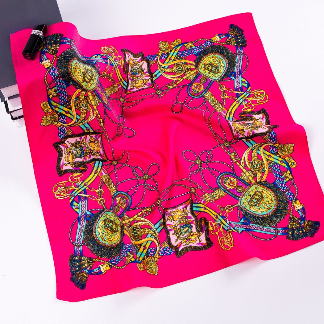 Scarvii - Vintage Print Square Scarf for Stylish Outfits