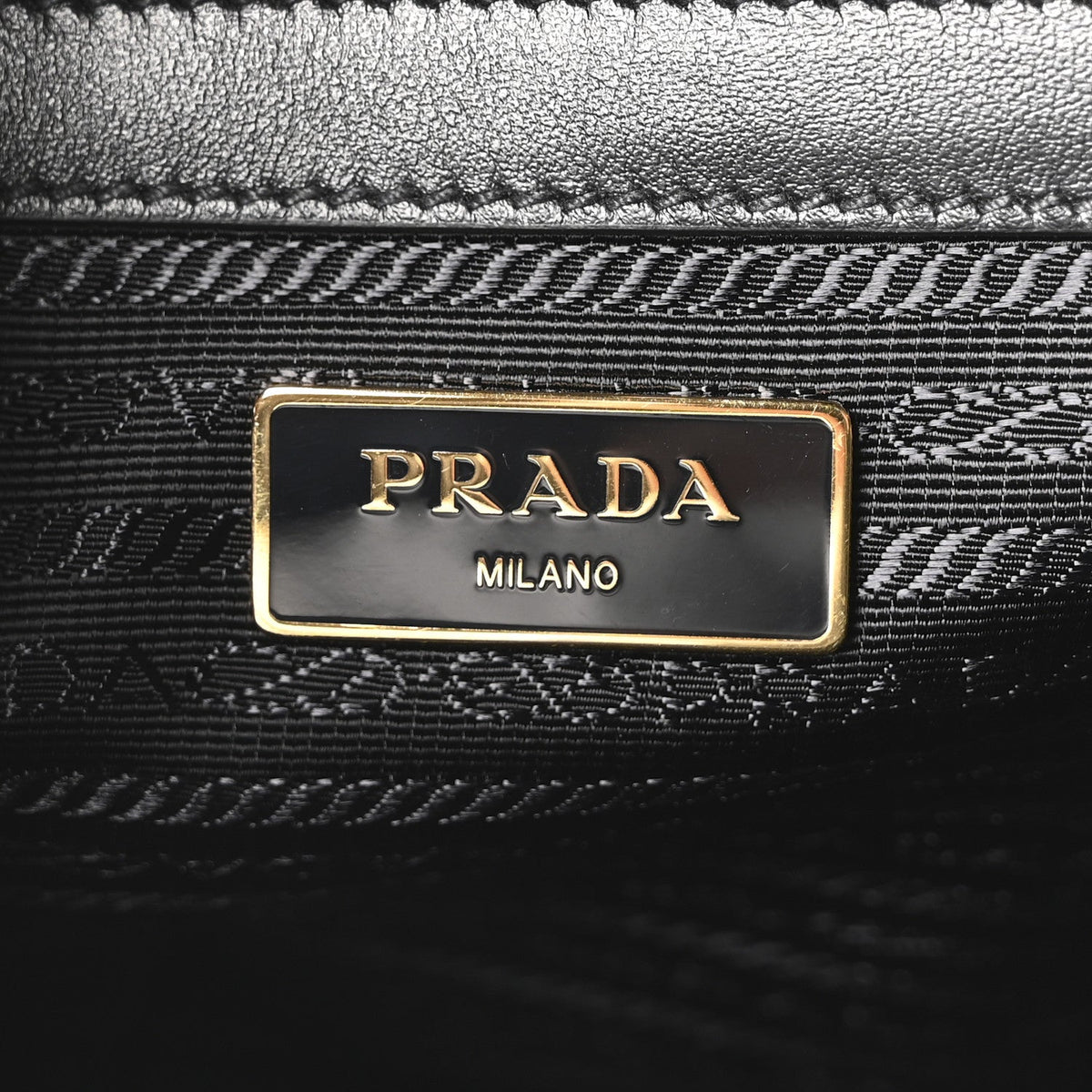 Saffiano Soft Calfskin Tote Black