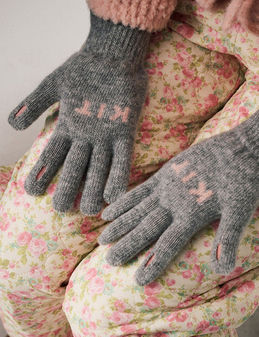 Letter Jacquard Color Block Knit Gloves
