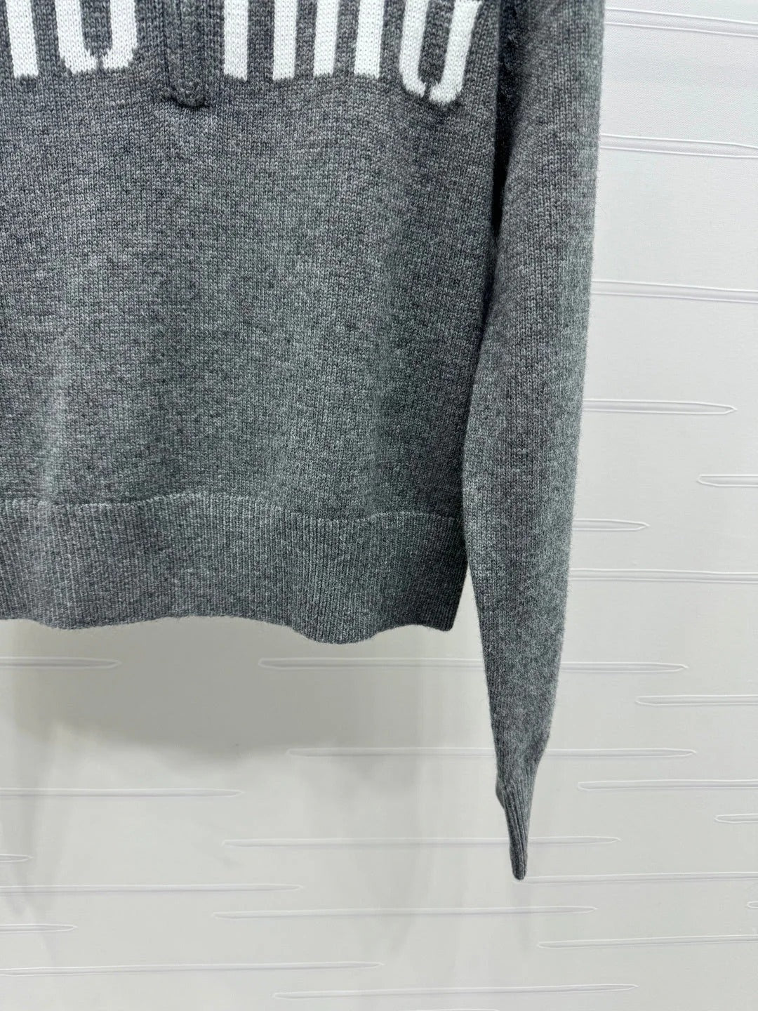 MIUMIU POLO KNIT SWEATER STYLE 748