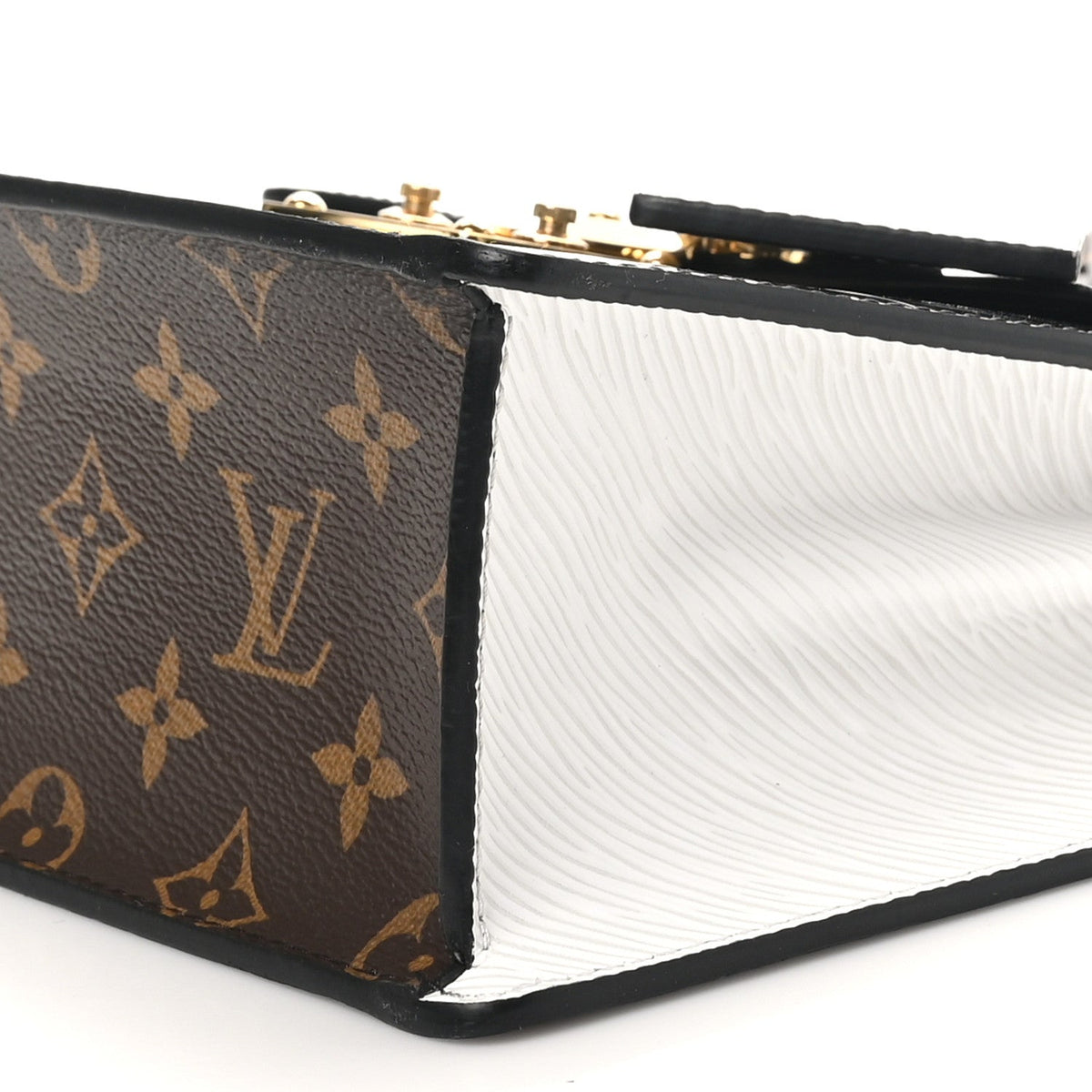 Vernis Epi Monogram Spring Street Black