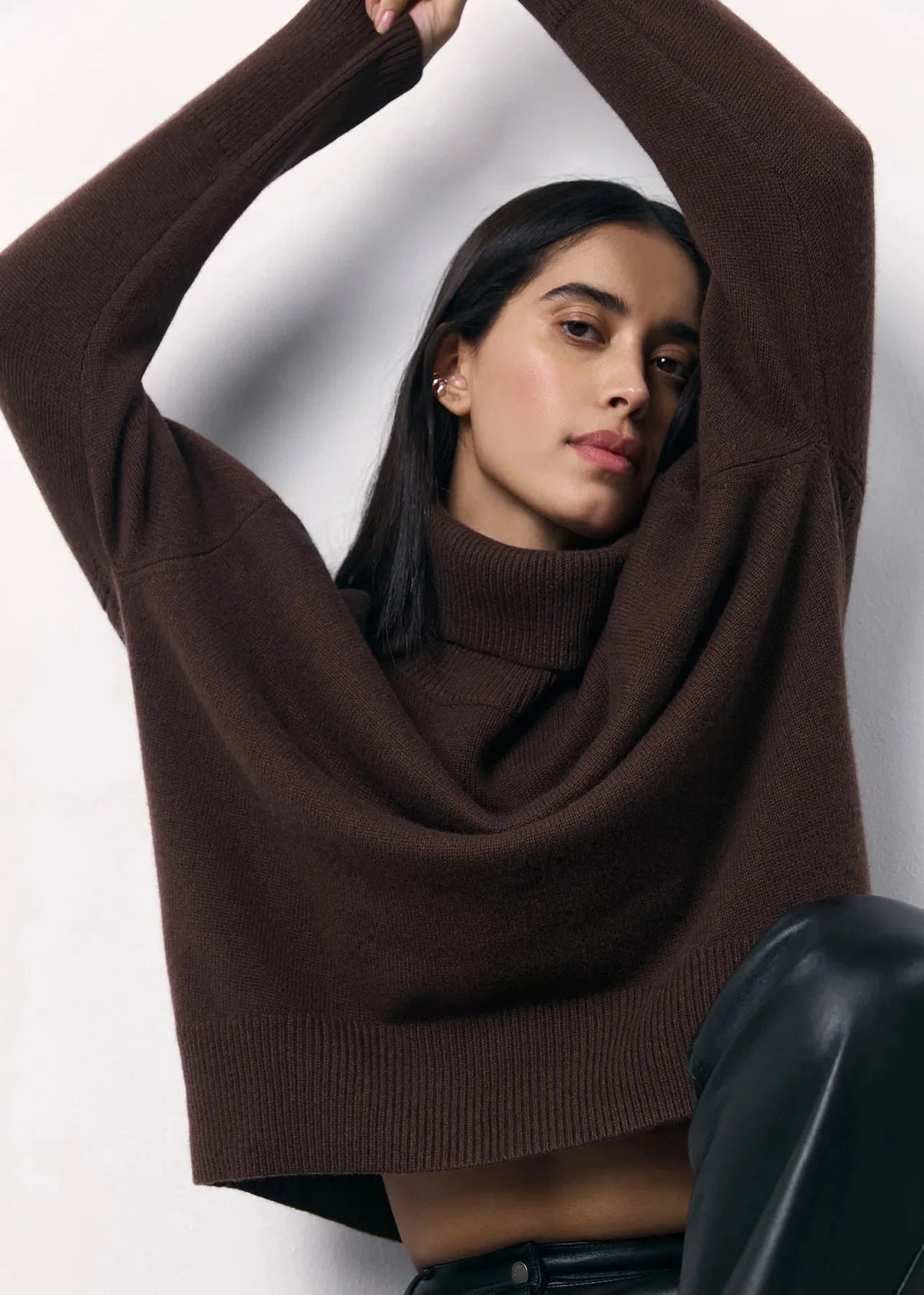 Turtleneck Knit Sweater In Soft Red Fabric