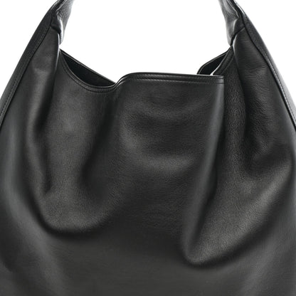 Silky Calfskin Large Hop Black