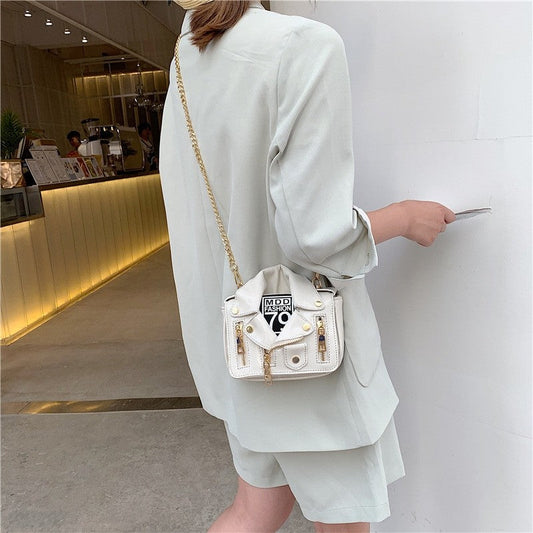 One Shoulder Glossy Suit Chain Bag