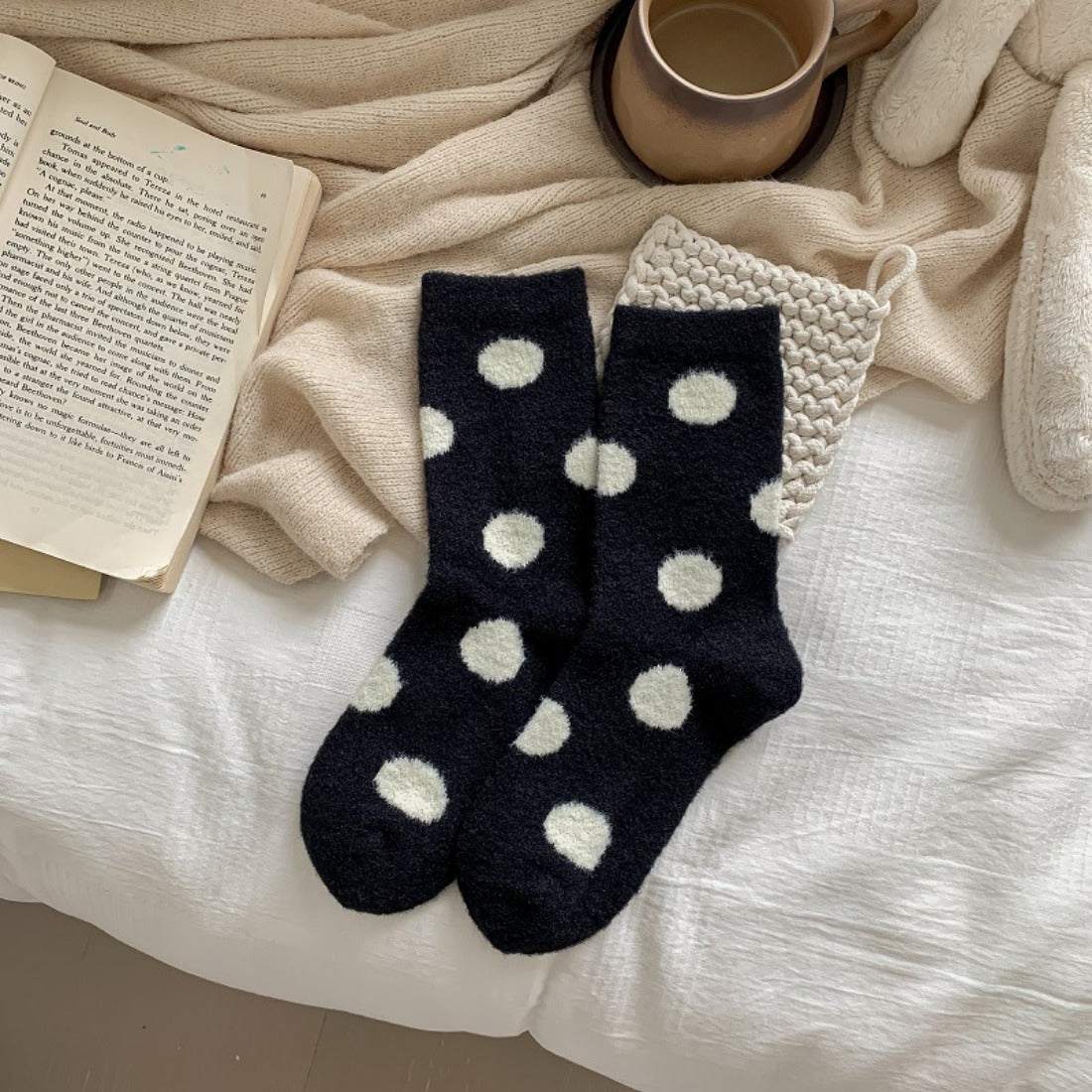 Rufia - Big Polka Dot Plush Warm Socks