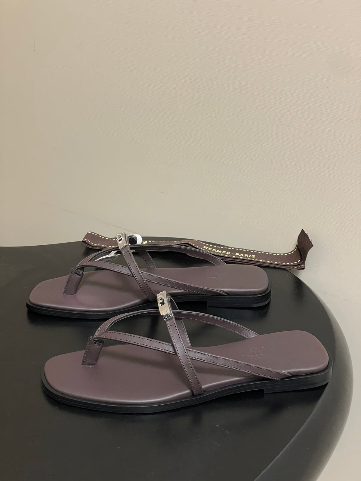 HM Miss Sandal Dark Brown in Calfskin 593824