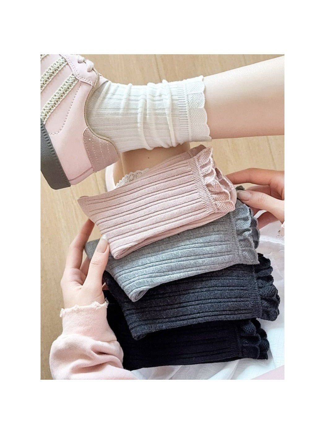 Rufia - Simple Pure Trim Mid-Calf Capsule Socks for Women