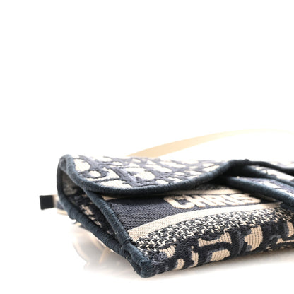 Oblique Slim Saddle Pouch Blue