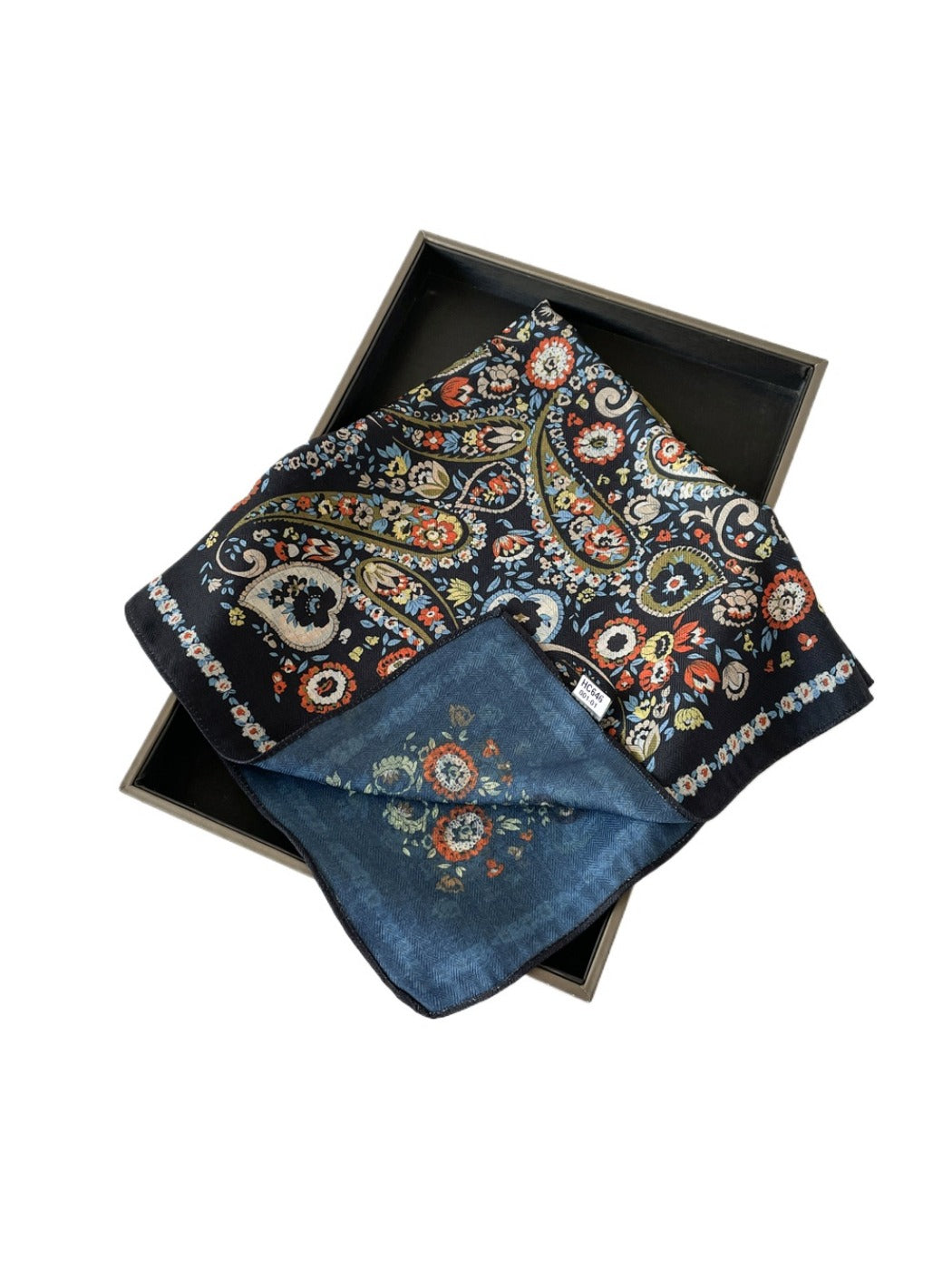 Scarvii - 24" Vintage Elegant Print Square Scarf - 6 Styles