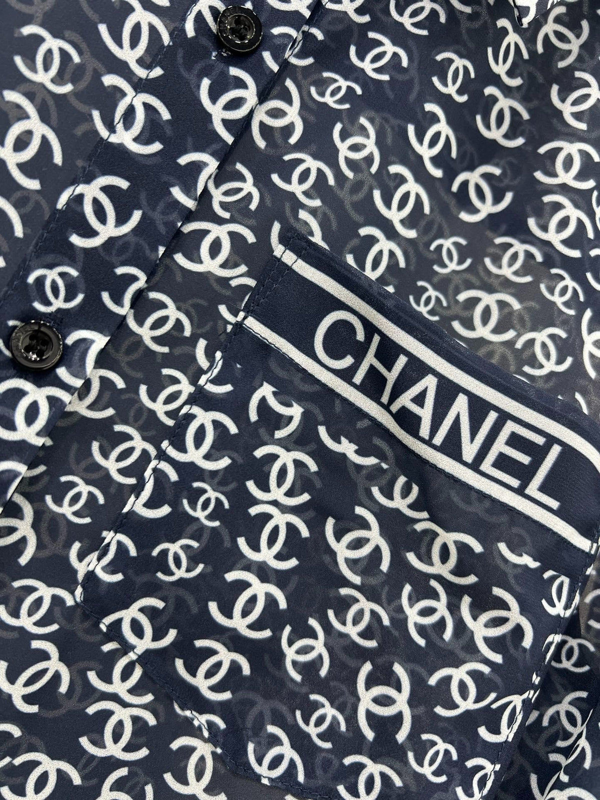 CHANEL LOGO PRINTED SHIRT 275191
