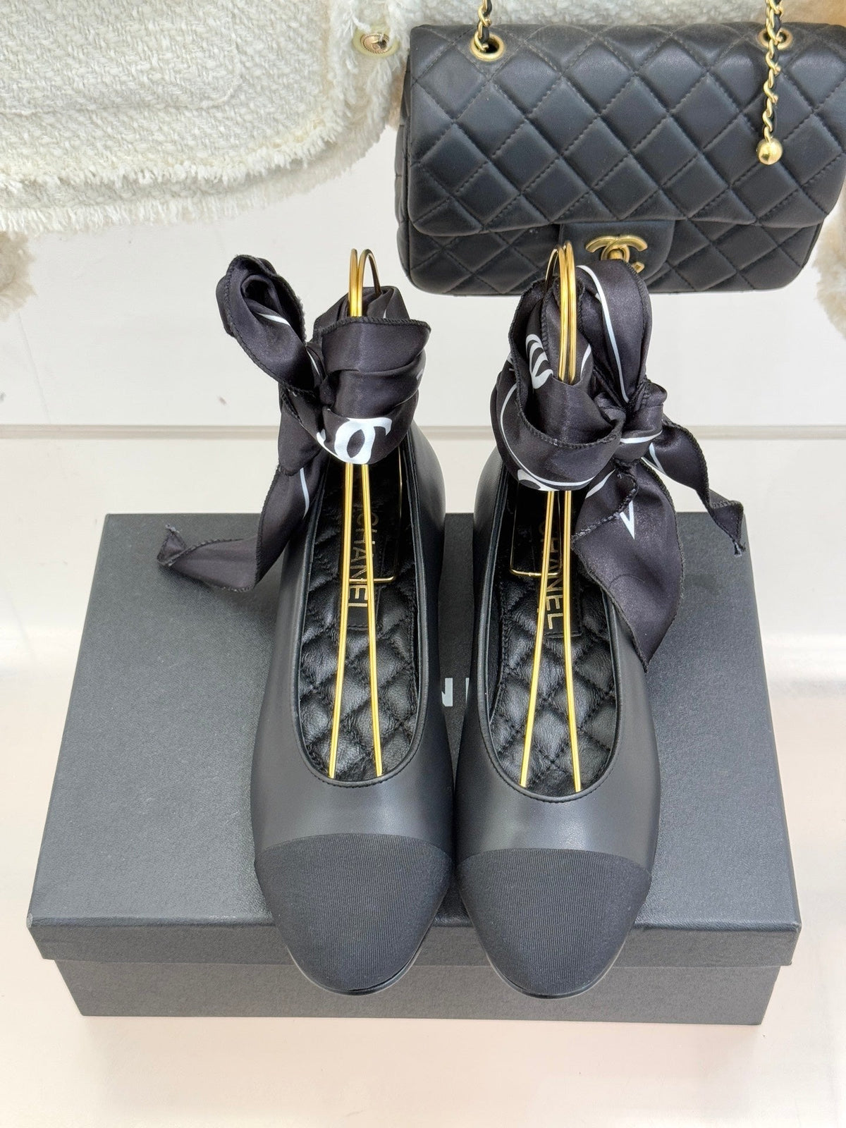 CC 26C Double C Ribbon Flat Shoes Black Cafskin Fabric 557535