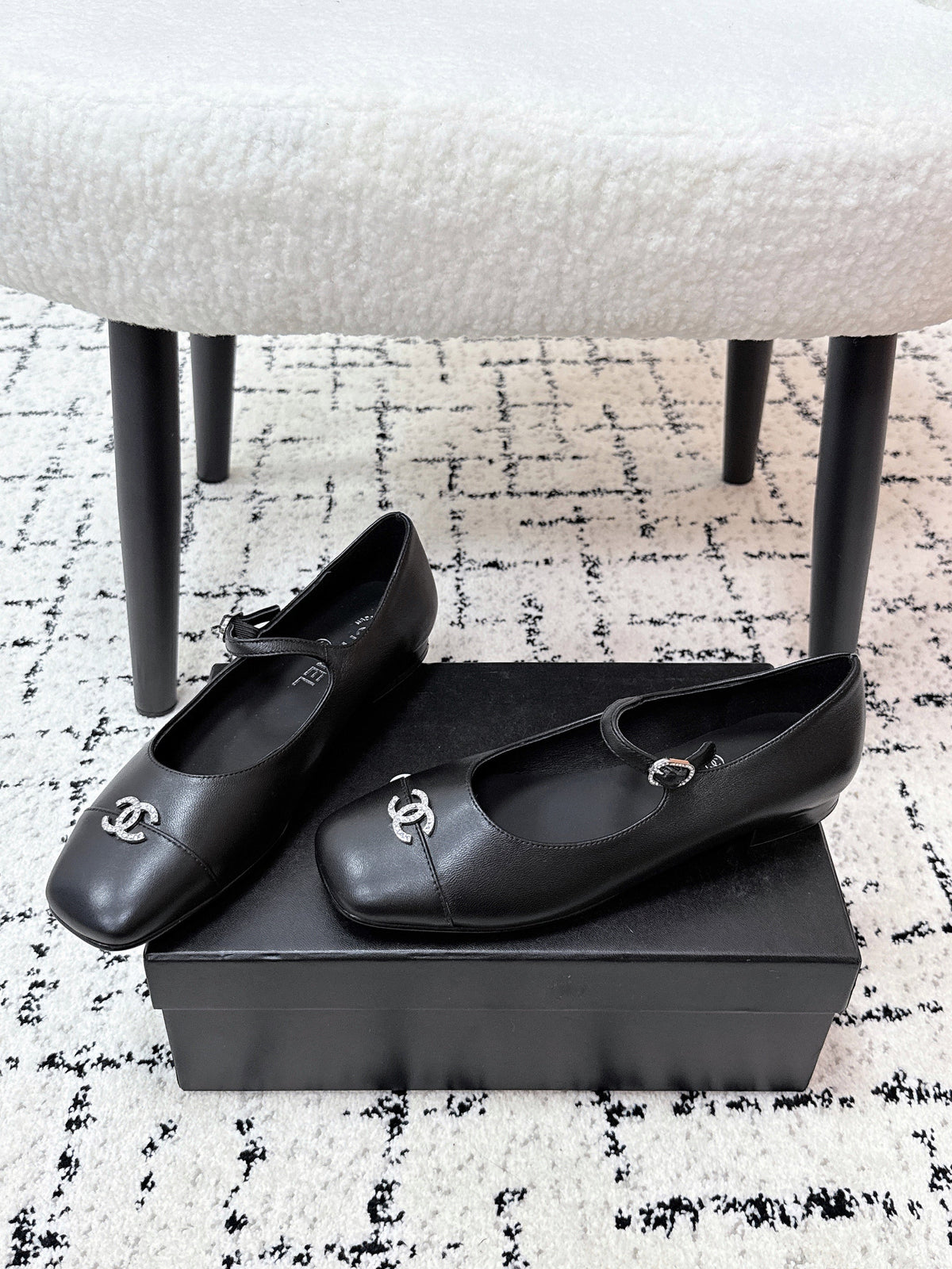 CC 25B MaryJane Shoes Black Sheepskin