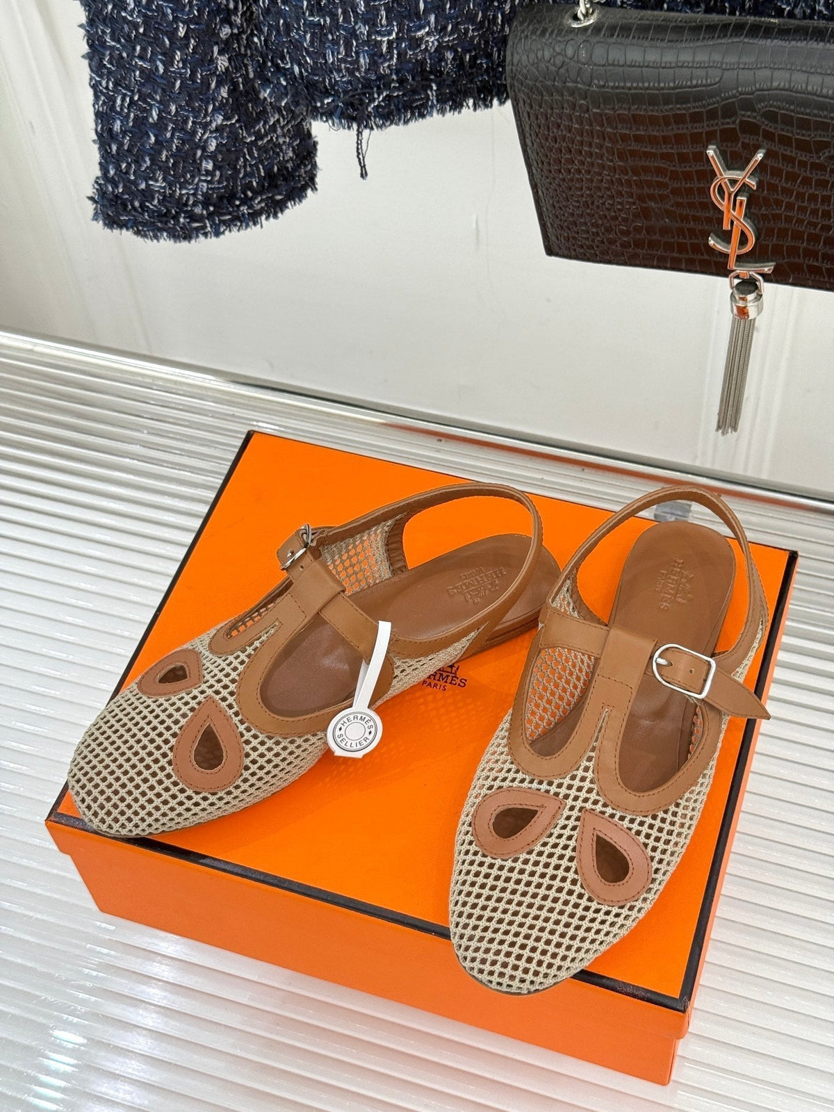 HM 25WF Flat Sandals Mesh Cutout Brown Calfskin 571919