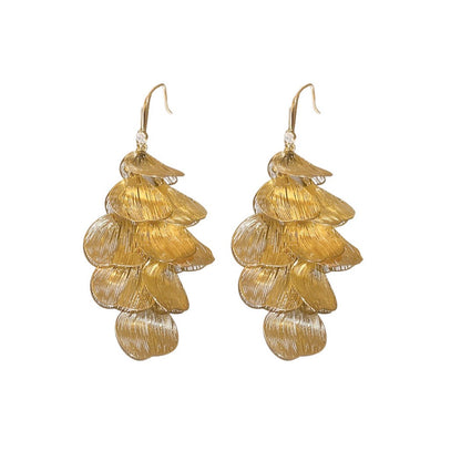 Earwish - Hollow Floral Fringe Earrings - Delicate &amp; Shiny