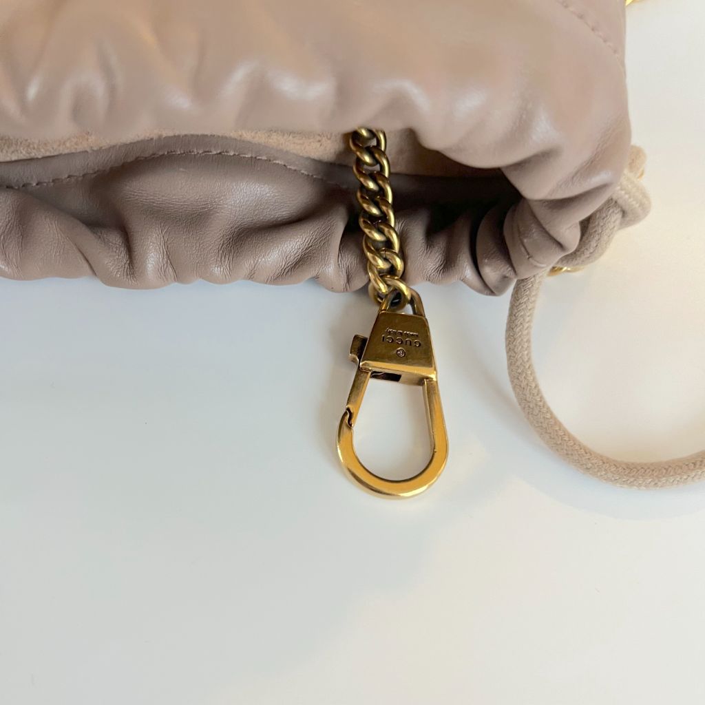 Gucci GG Marmont mini bucket bag