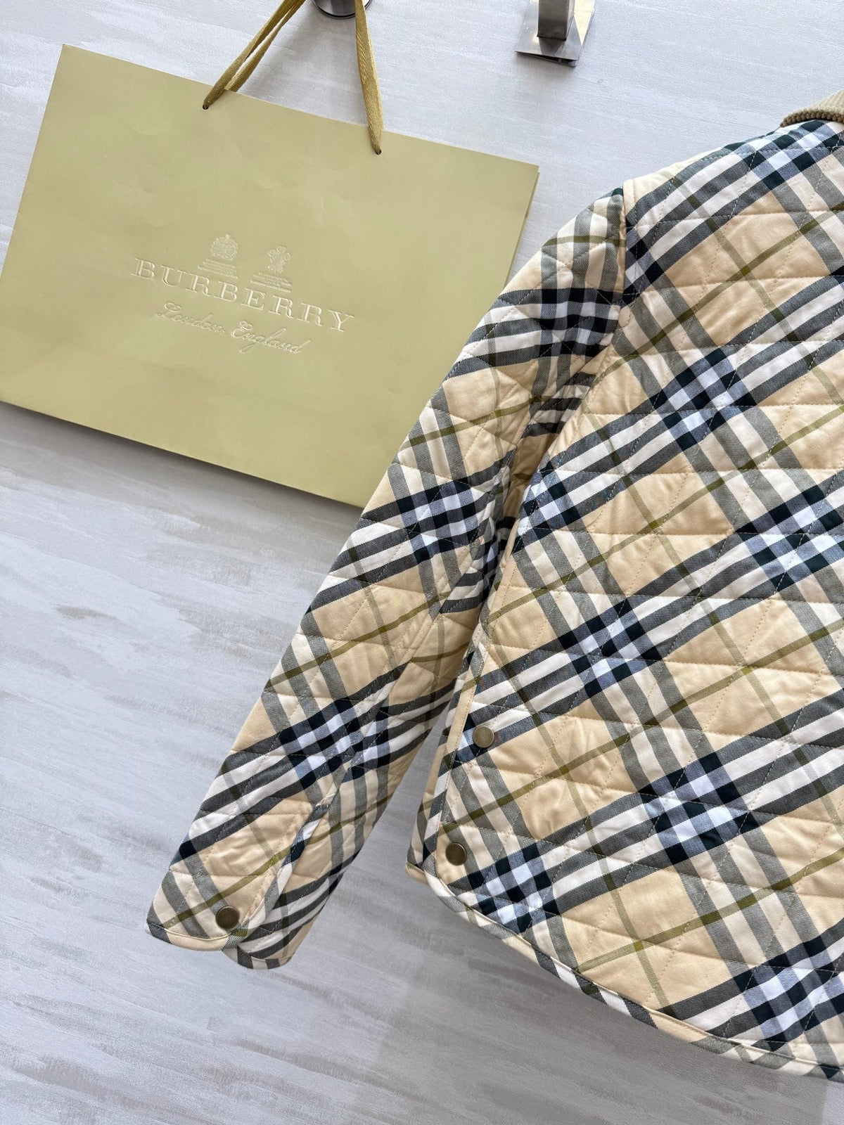 Burberry 25 Plaid Jacket Beige Black Cotton