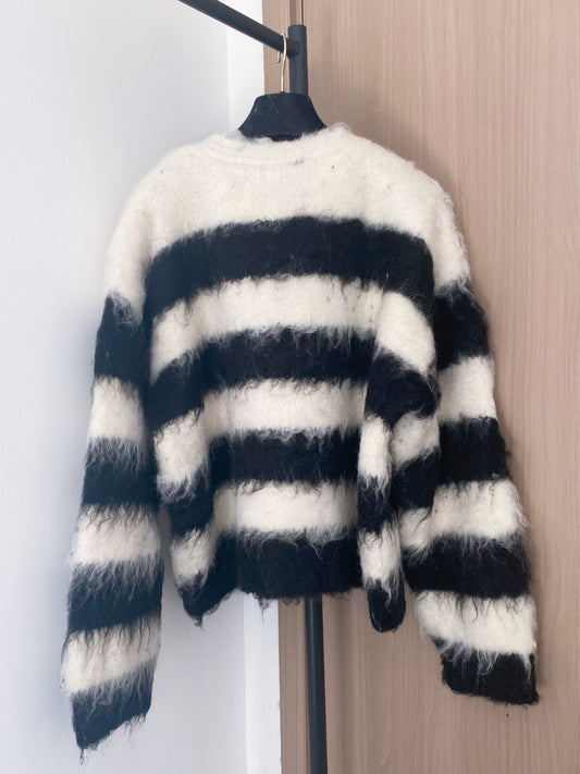 Chanel 2025 Cardigan Black mix White Wool