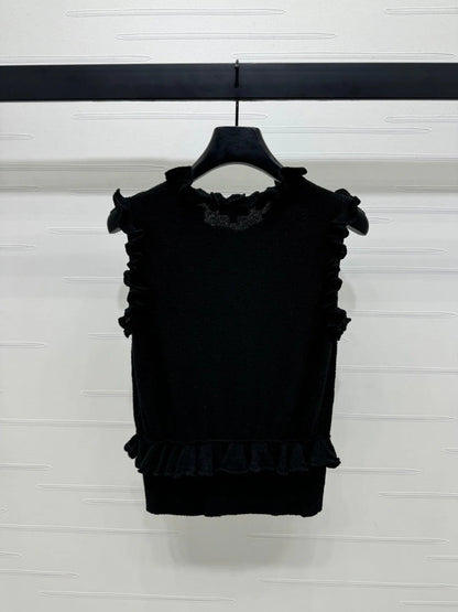 CHANEL SLEEVELESS TOP WITH RUFFLED COLLAR 274888