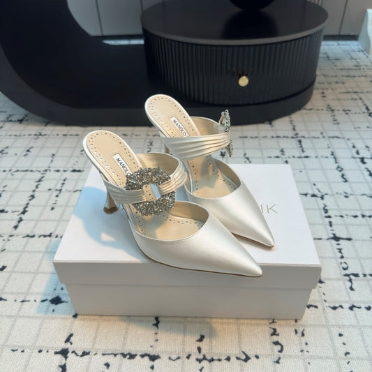 Manolo Satin Maidugura Mules 90mm White Satin