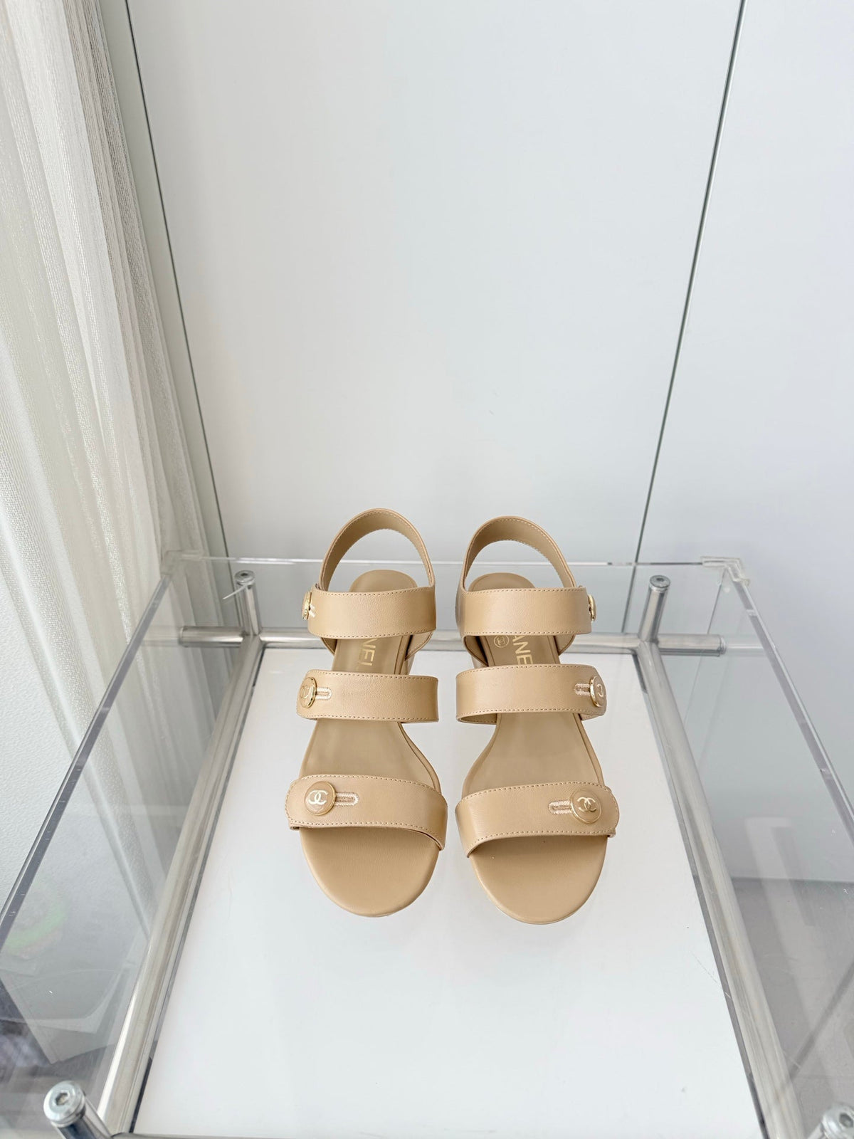 Chanel 26 Turnlock 40 Beige Sandal Heels in Lambskin 597401