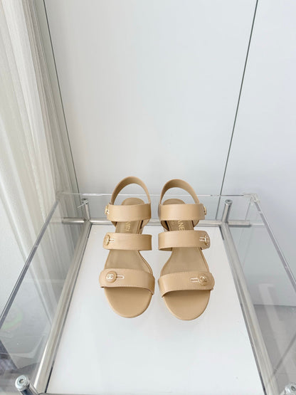Chanel 26 Turnlock 40 Beige Sandal Heels in Lambskin 597401