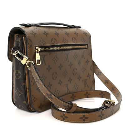 Reverse Monogram Pochette Metis