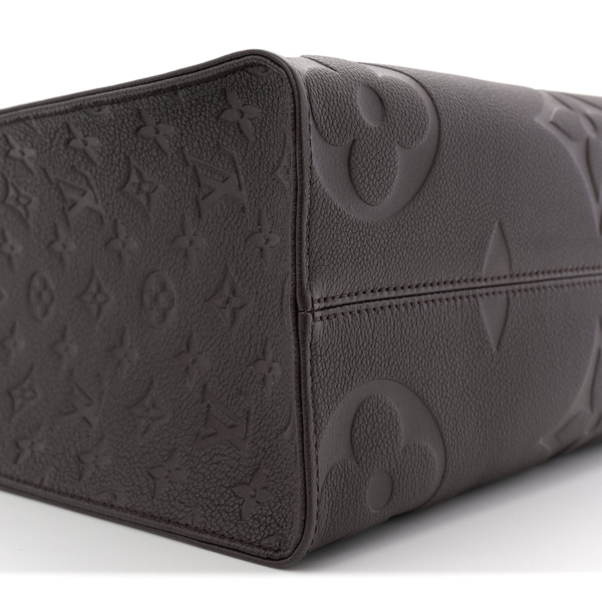 Empreinte Monogram Giant Onthego MM Chocolate