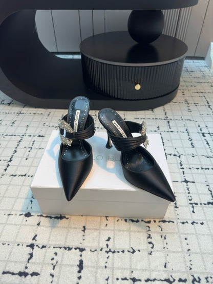 Manolo Satin Maidugura Mules 90mm Black Satin