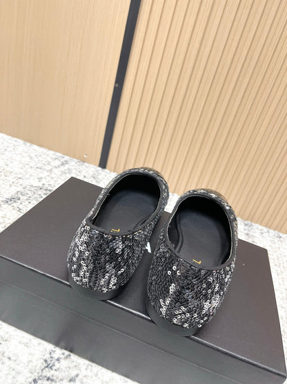 Chanel Coco Mark Ballet Flat Black with Silver in Lambskin 591378