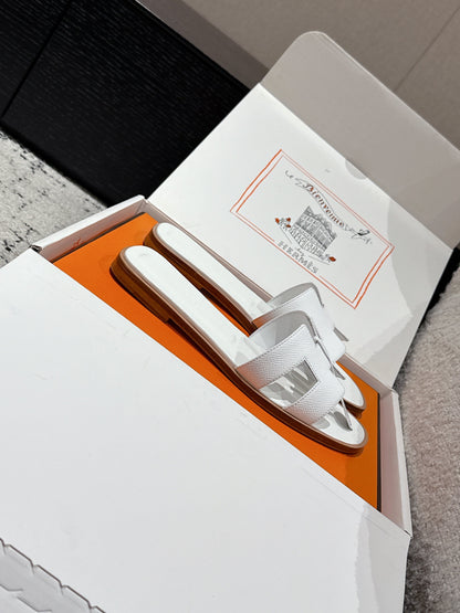 HM 25 Oran Sandal White Epsom