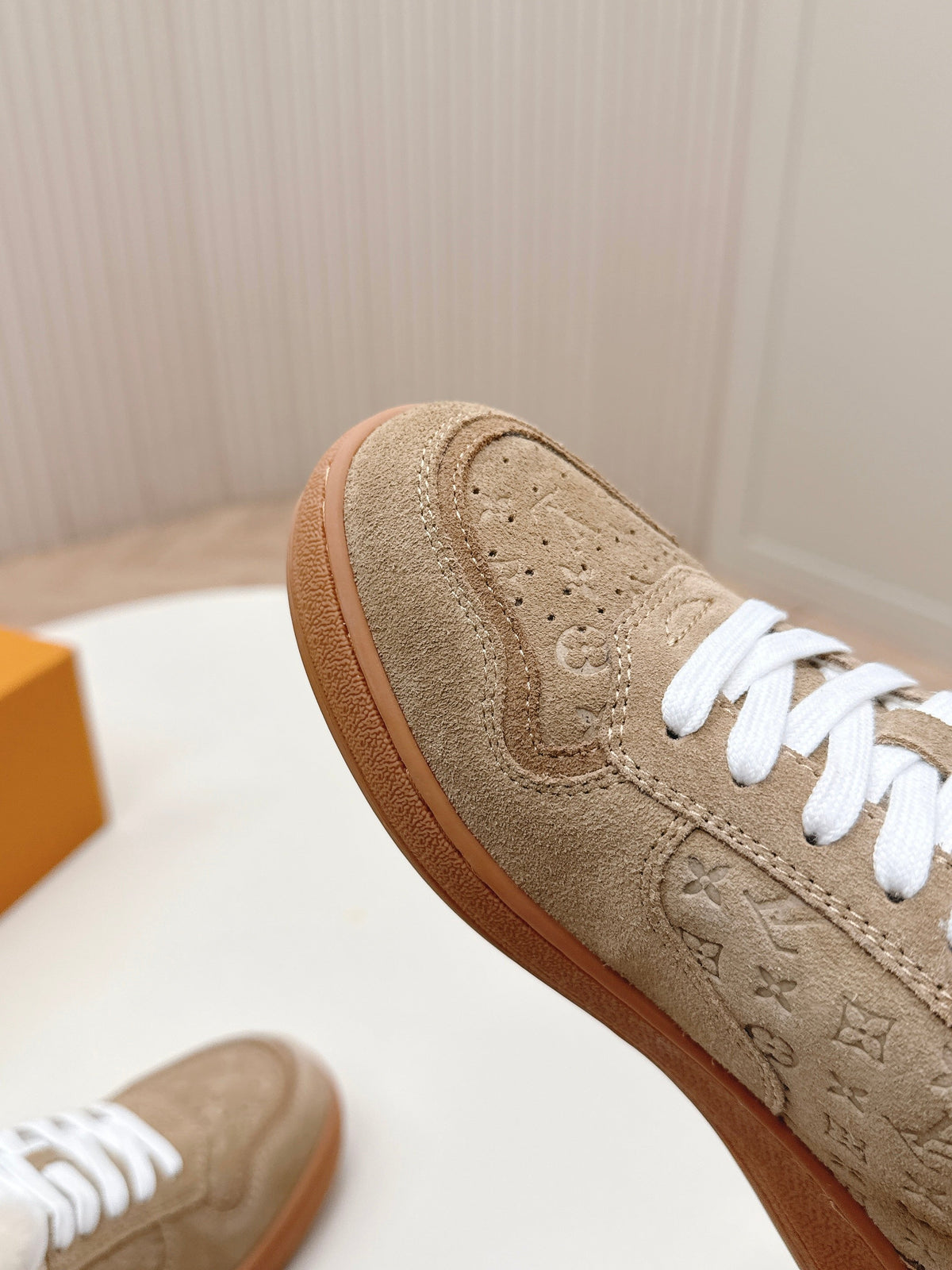 LV Stadium Sneaker White Brown Suede Wool 595425