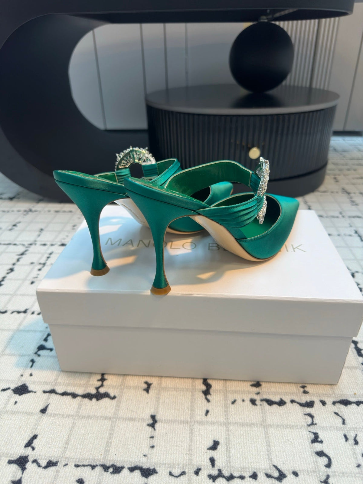 Manolo Satin Maidugura Mules 90mm Green Teal Satin