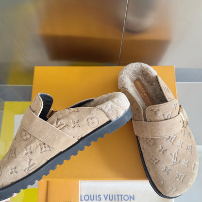 LV 25 Birkenstock Platform Slippers Beige Suede Wool 576216