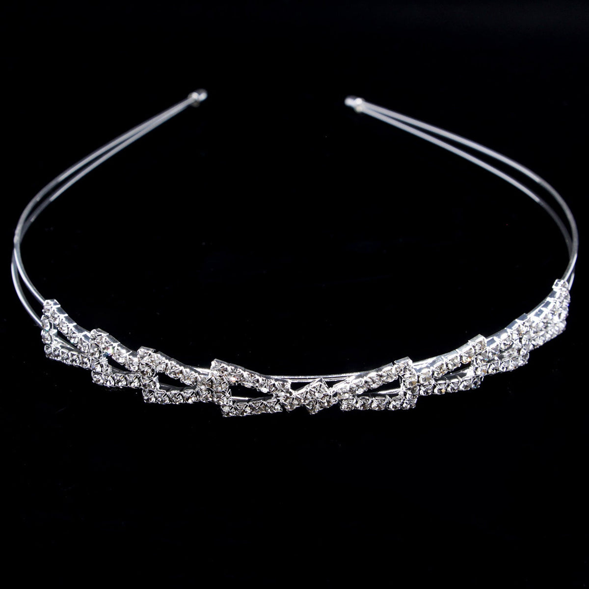 Elegant Pearl Embellished Headband for Brides