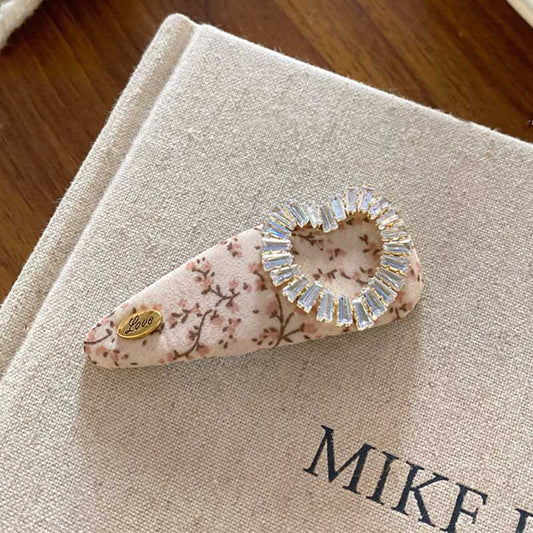 Floral Print Rhinestone Letter Hair Clip