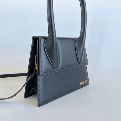 Jacquemus Le Grand Chiquito black leather bag