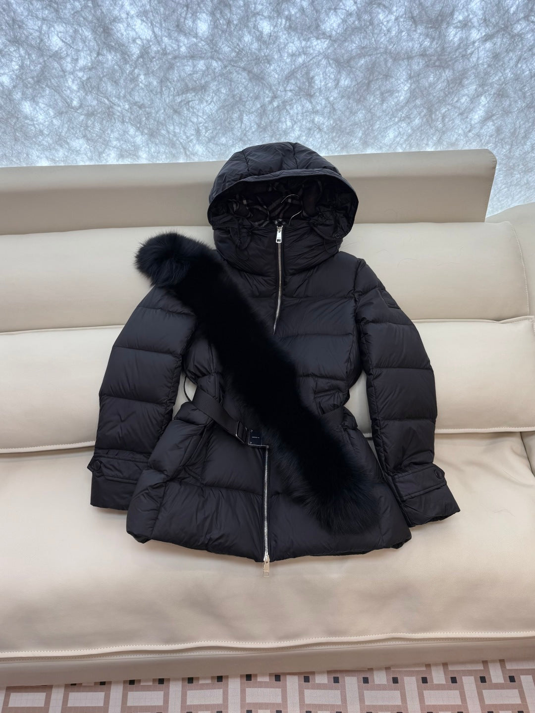 Burberry 25 Fur Collar Plaid Slim-fit Black Jacket Polyester Down