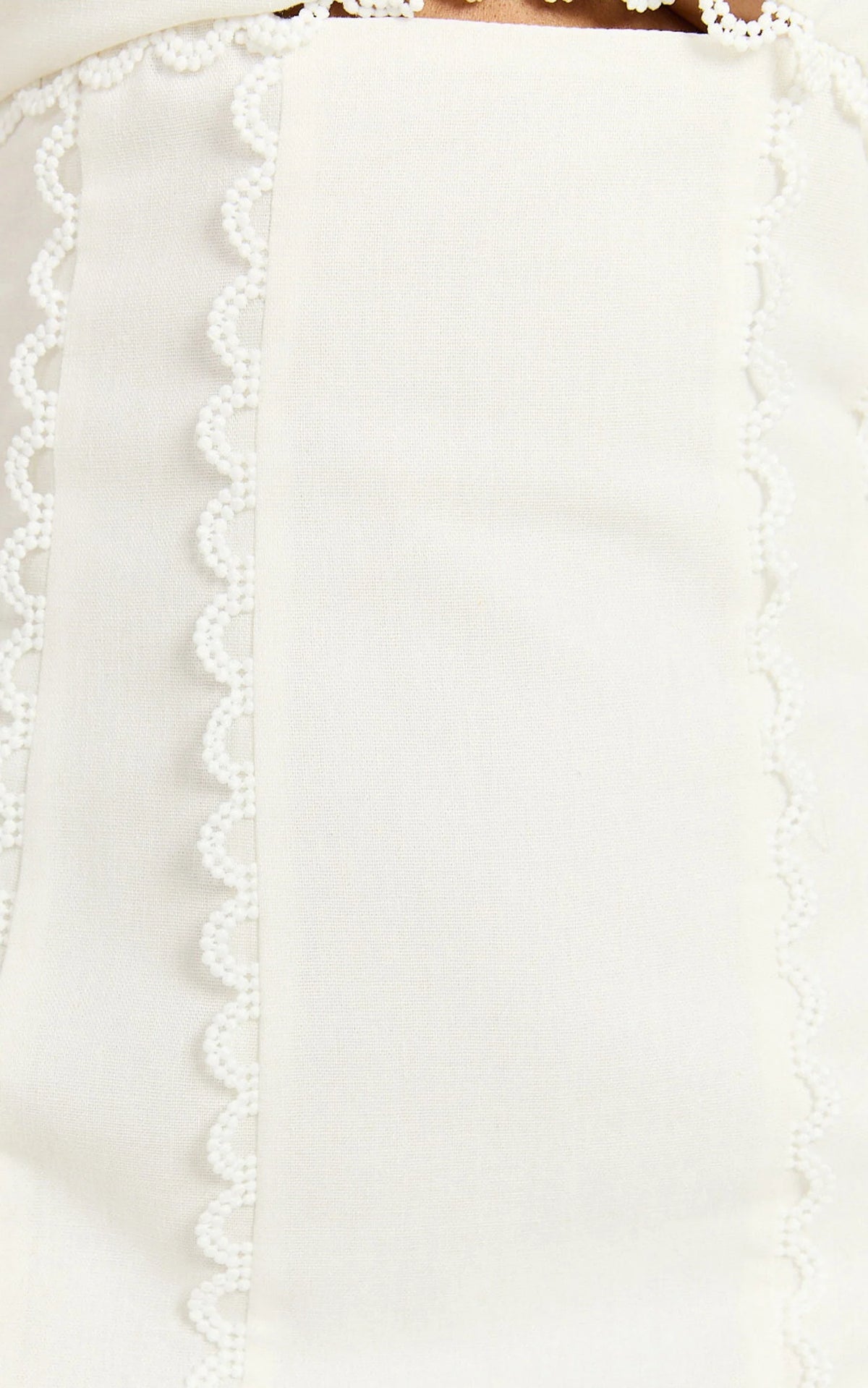 Gigi Mini Linen Blend Dress - Sweetheart Tie Back Scallop Detail Dress in Off White