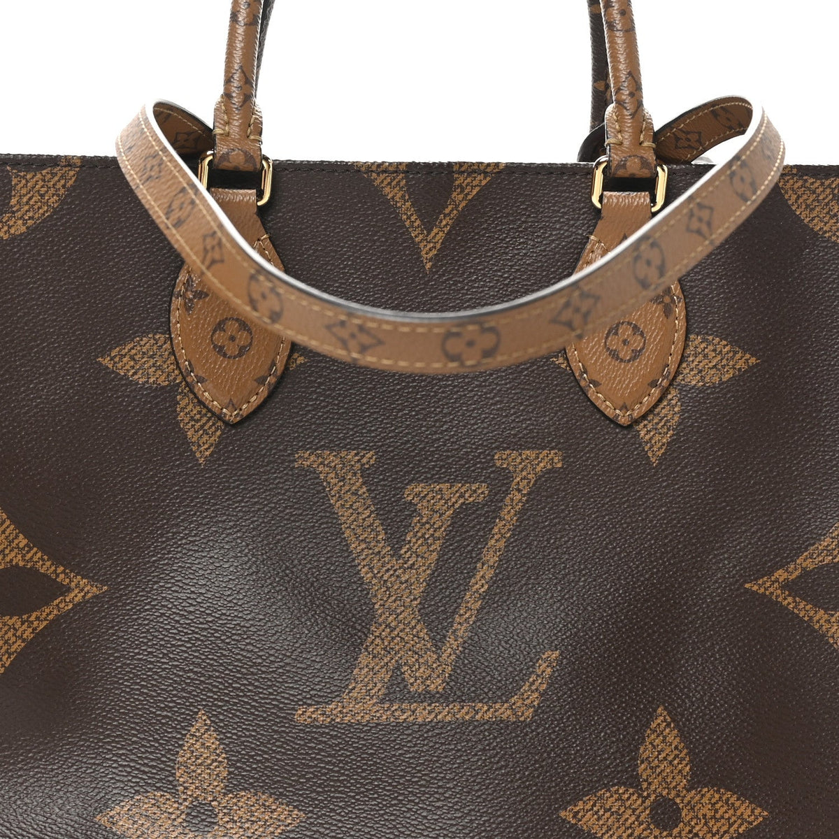 Reverse Monogram Giant Onthego MM