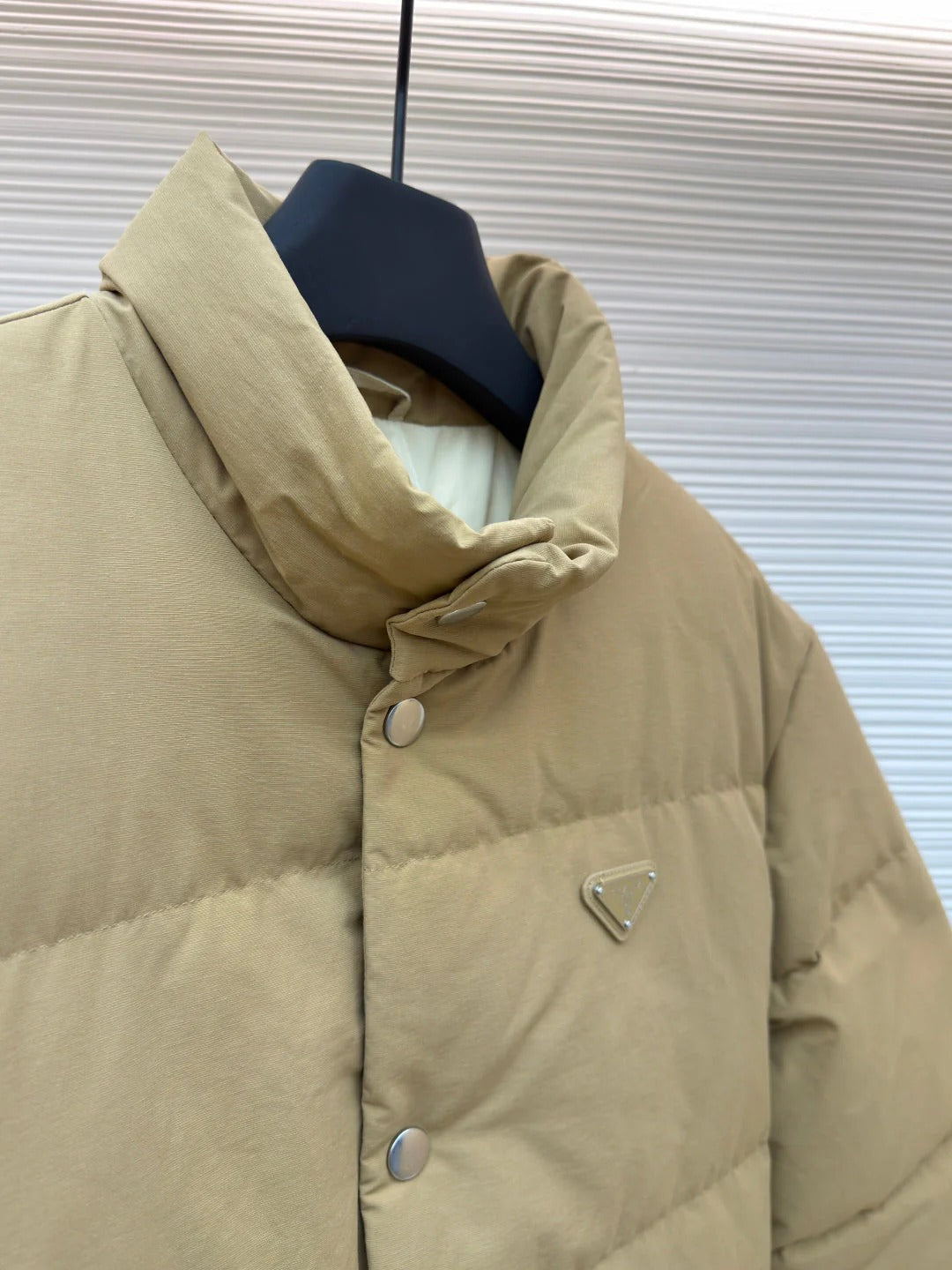 PRADA 25S PUFFER JACKET 461