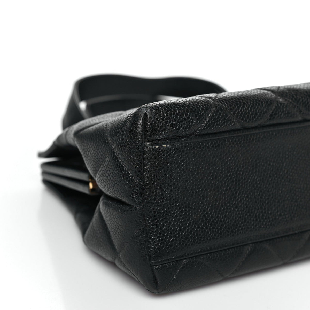 Caviar Quilted Frame Shoulder Bag Black