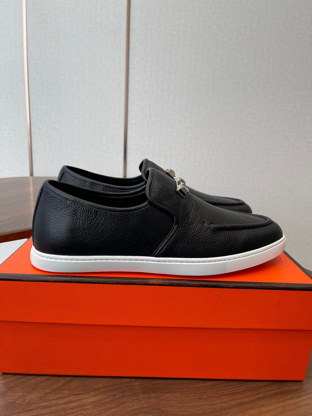 HM Jour Loafers Black Calfskin 579007
